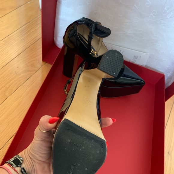 Valentino 165MM TAN-GO POINTED patent leather pumps. - Picture 11 of 13
